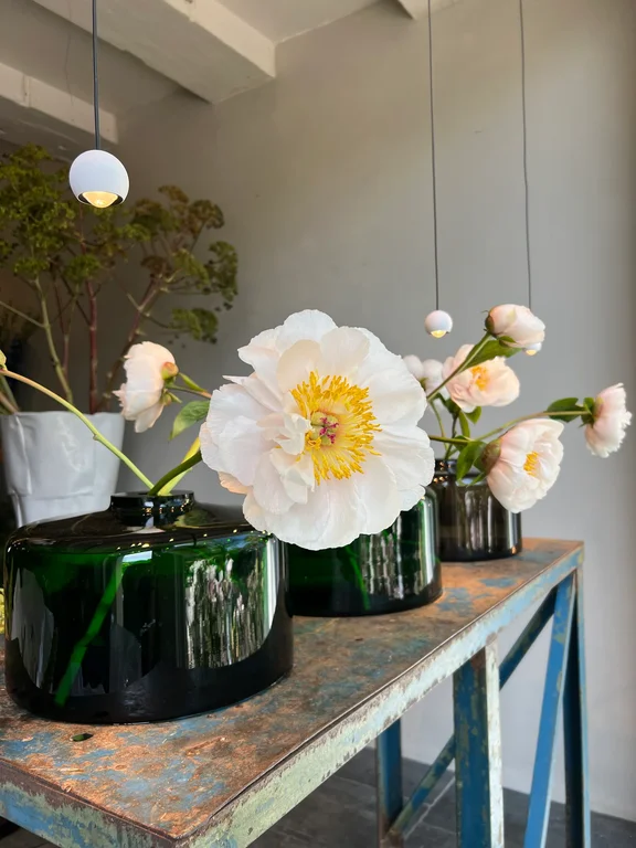 Flowers with character. People with passion.